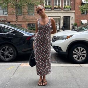 ISO Djerf Avenue Midnight Dress Wild Strawberry Size M